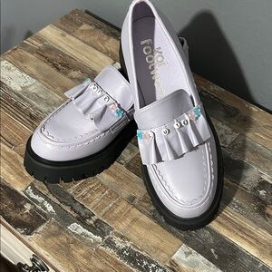 KOI FOOTWEAR LILAC FRINGE AND RUFFLE CHUNKY CUTE BEADED LOAFERS SIZE 7 WOMENS